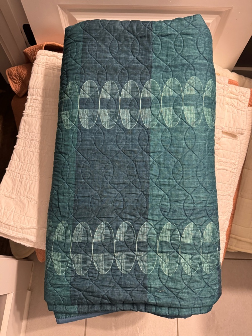 Opalhouse The Jungalow King Sized Quilt